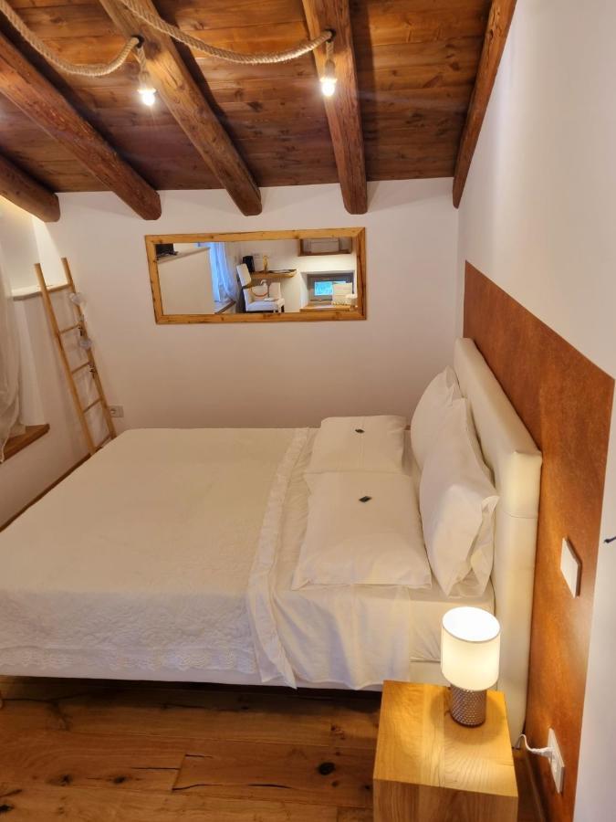 Agriturismo Ostrouska Sgonico 外观 照片