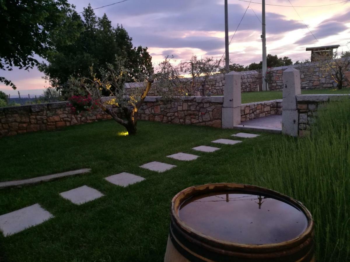 Agriturismo Ostrouska Sgonico 外观 照片